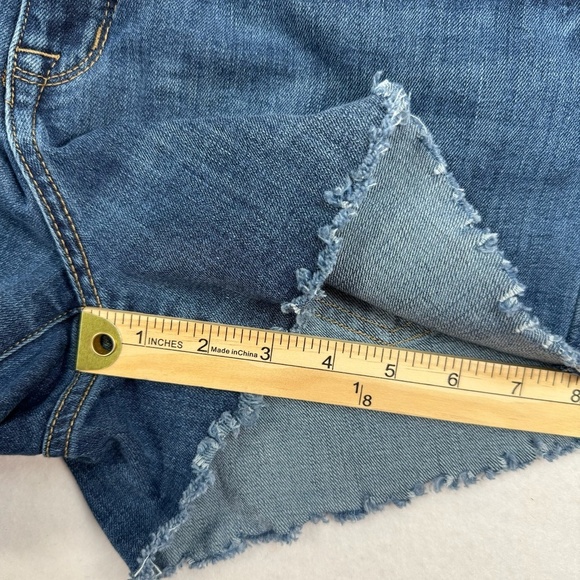 Seven 7 For All Mankind Weekend Short Size 12 High Rise Dark Wash Raw Hem - Picture 7 of 10